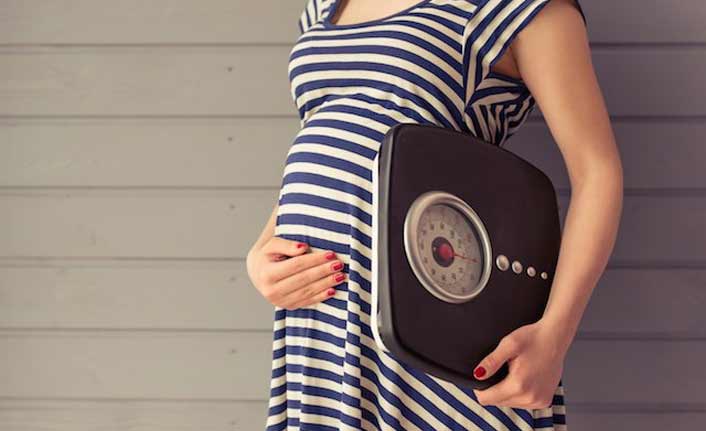 Dr. Özgönül Uyardı: Hamilelikte Diyet Bebeğe Zarar Verir, İşte Aşırı Kilo Almama Tüyoları