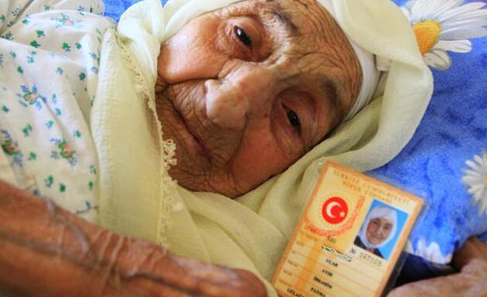 Yaşayan tarih Ayşe nine