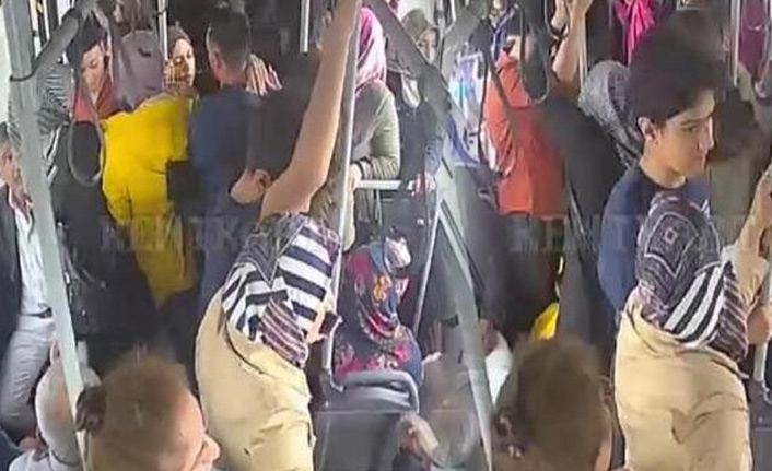 Kalp spazmı geçiren kadını otobüsle hastaneye götürdüler!