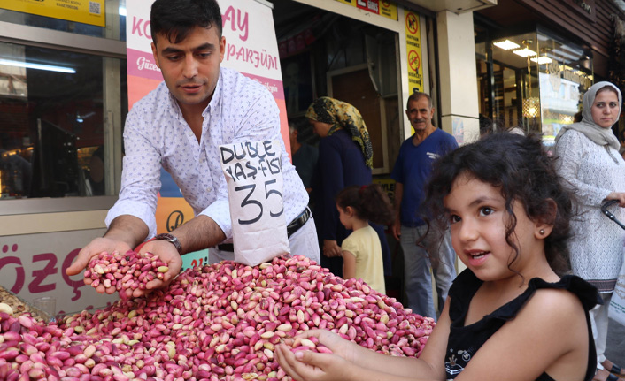 Yok yılını yaşayan Antep fıstığı cep yakıyor