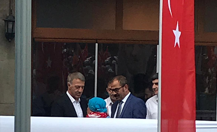 Ağaoğlu, Cumhurbaşkanı Erdoağan'ın Trabzon mitinginde