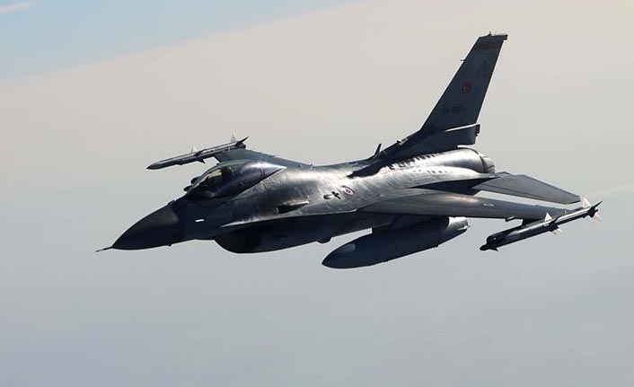 Zap’ta teröre darbe: Sığınak ve mevziler hedef alındı