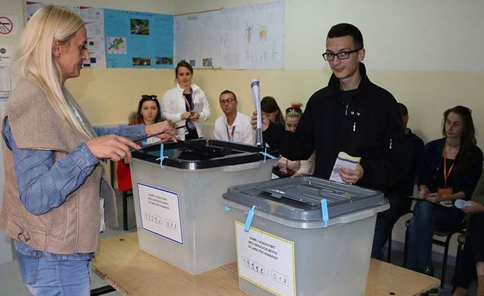 Kosova'da 'erken seçim' tarihi belli oldu