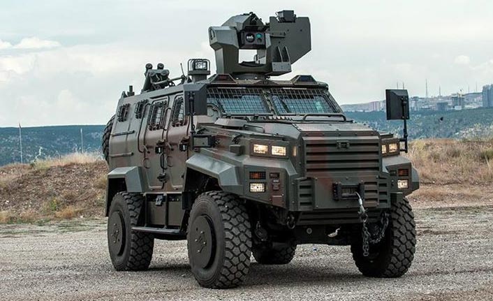 Türk zırhlısı Avrupa'nın kapısını açtı