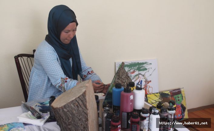 Tarihi kütüklere yansıtıyor