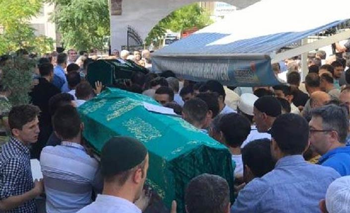 Derede boğulan anne ve kız toprağa verildi