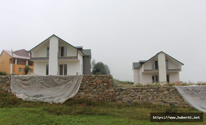 Trabzon'da Tartışılan “haç” sembolleri yıkıldı