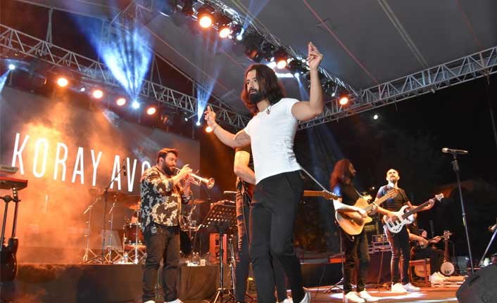 Gönen'de Koray Avcı rüzgarı