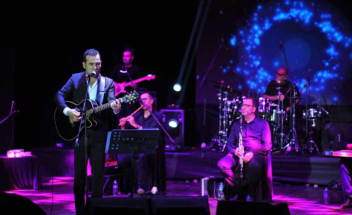 Ferhat Göçer Kırkpınar Sanat Akşamları’nda sahne aldı