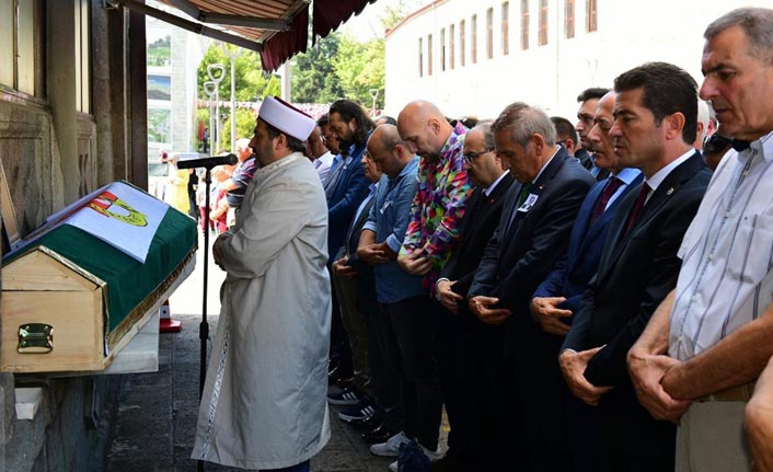 Ahmet Şefik Mollamahmetoğlu son yolculuğuna uğurlandı