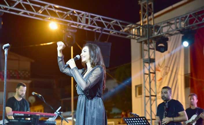 Kınık'ta Öykü Gürman rüzgarı