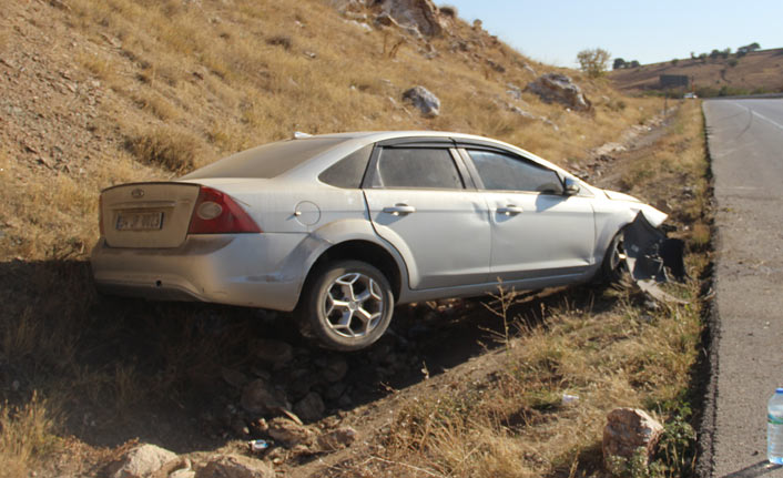 Sivas'ta Otomobil şarampole devrildi! 1 kişi yaralandı. 12 Eylül 2019