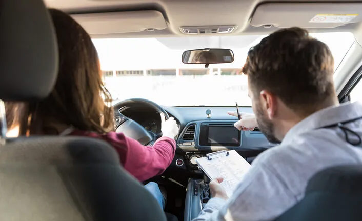 Sürücü kurslarına yeni düzenleme