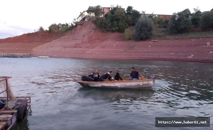 Gölde kaybolan balıkçıyı balık adamlar arayacak