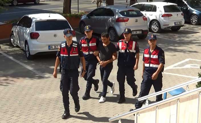 Göçmen kaçağı yakayı ele verdi