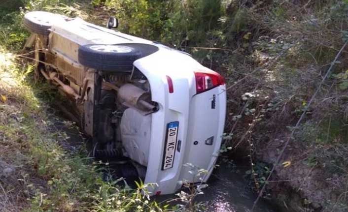 Okul müdürü trafik kazasında yaralandı