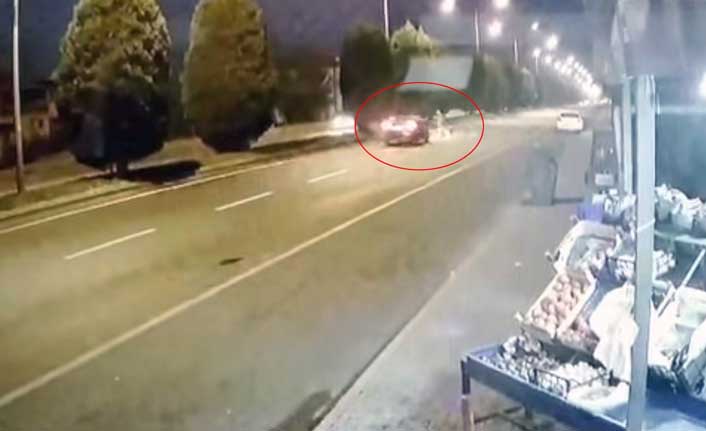 Yolun karşısına geçmek isterken otomobil çarptı