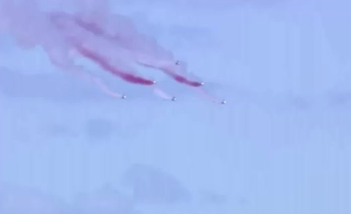 Solo Türk ve Türk Yıldızları nefes kesti