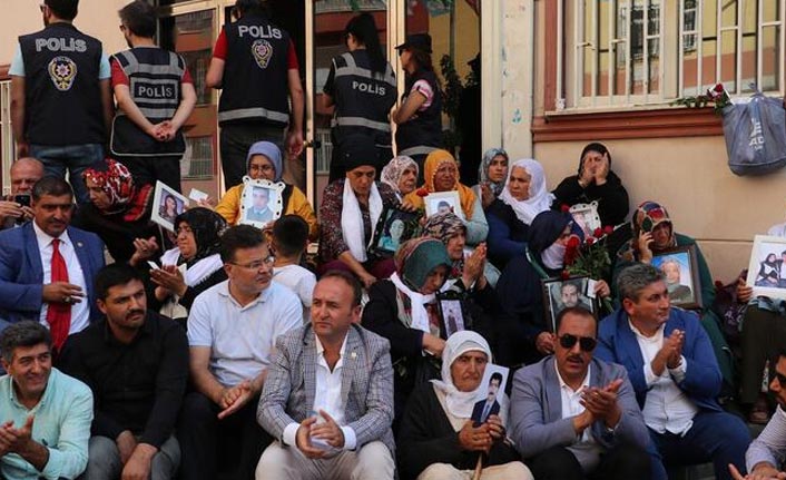 Trabzonlu şehit annelerinden Diyarbakır annelerine destek