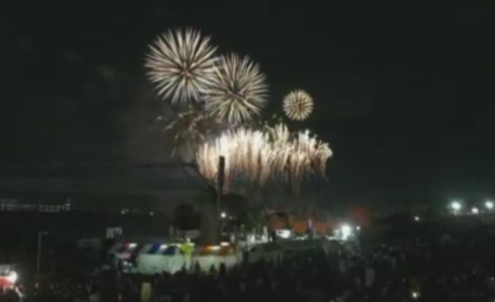 Tokyo’da havai fişek festivalinden renkli görüntüler