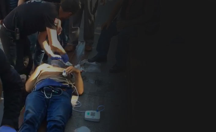 Merdivende dengesini kaybedip betona kafasını çarptı