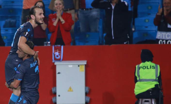 Abdülkadir Parmak'tan Basel'e muhteşem frikik