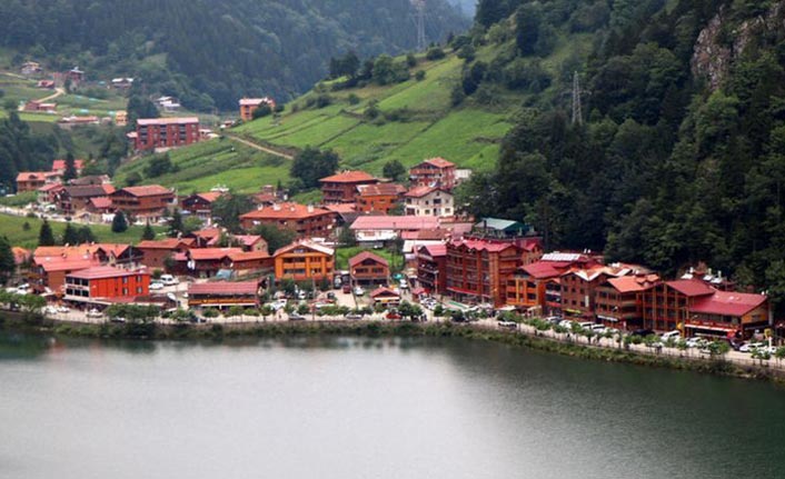 Uzungöl'de yıkım başlayamadı