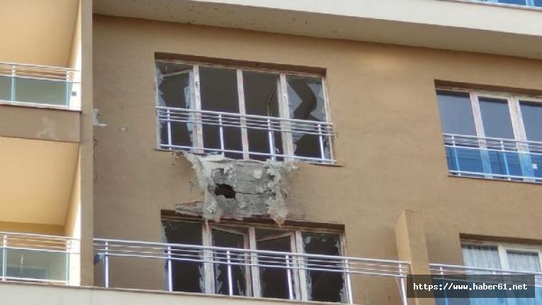 Teröristlerin roketi eve isabet etti!