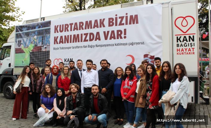Öğrencilerden kan bağışına destek