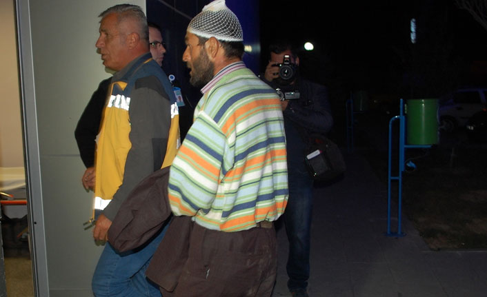 Akrabalar arasında sopalı kavga