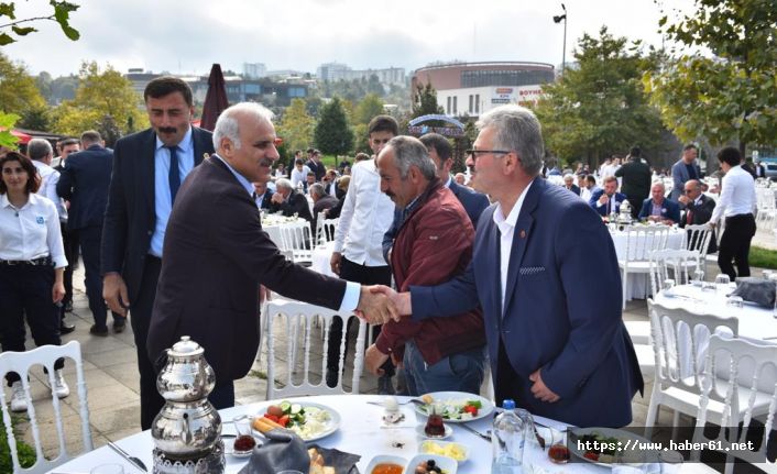 Zorluoğlu: Muhtarlarımız demokrasinin temel taşıdır
