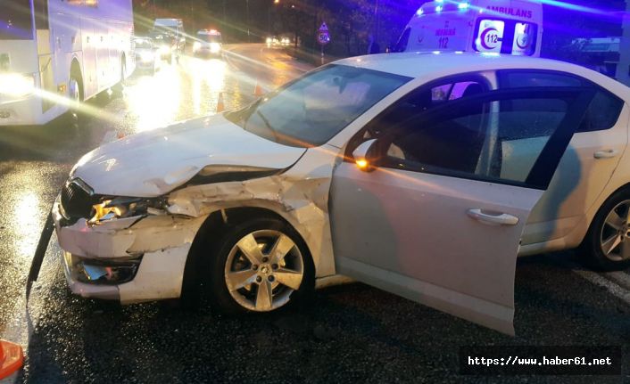 Gümüşhane’de iki otomobil çarpıştı: 2 yaralı