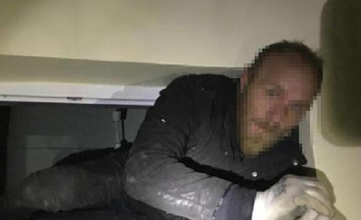 Hırsız havalandırma boşluğunda yakalandı!