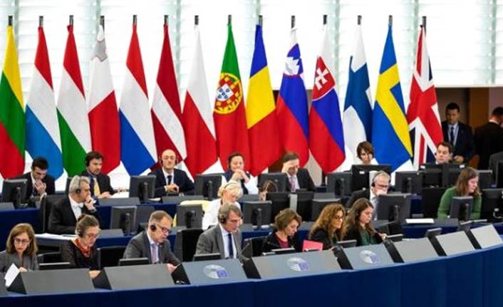 Avrupalı vekillerden küstah Türkiye çağrısı