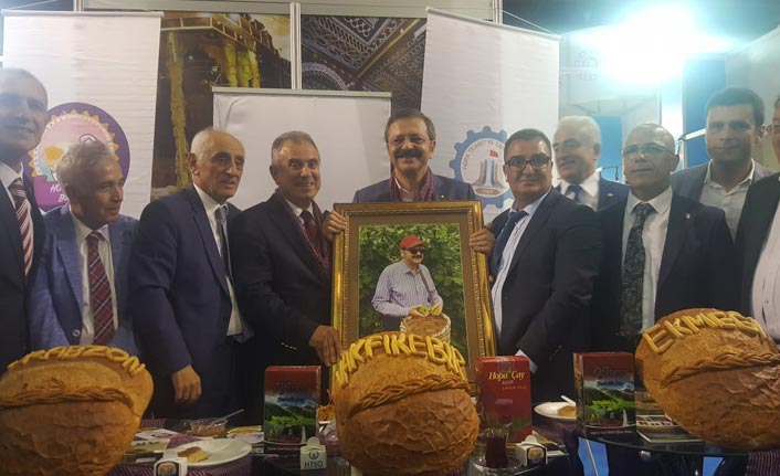 Vakfıkebir ekmeği fuara damga vurdu