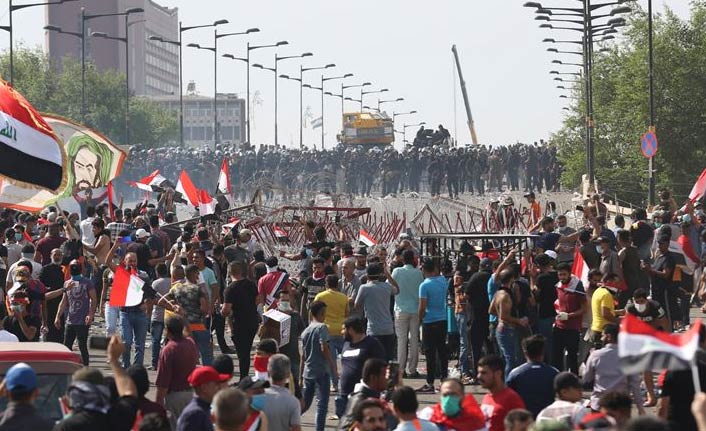Irak'ta hükümet karşıtı gösterilerde ölü sayısı 30'a yükseldi