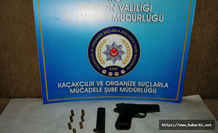 Trabzon'da silah ve uyuşturucu ele geçirildi