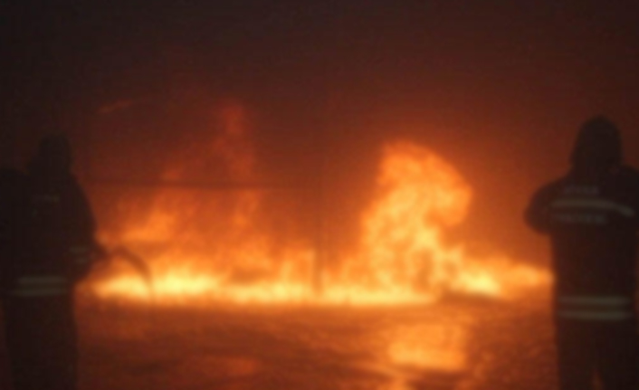 Apartmanda yangın paniği!