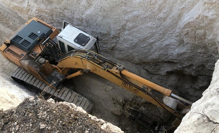 Kaçak kazı yapan 9 kişi suçüstü yakalandı