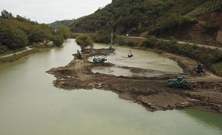 Sera Gölü temizleniyor