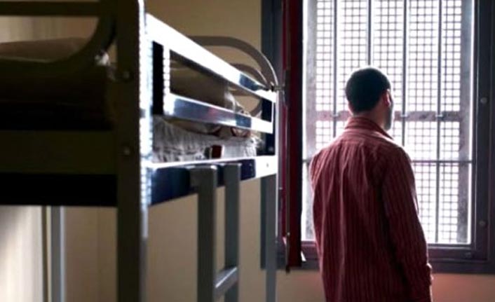 Cumhurbaşkanı Erdoğan, sürekli hastalığı bulunan üç hükümlünün cezasını kaldırdı