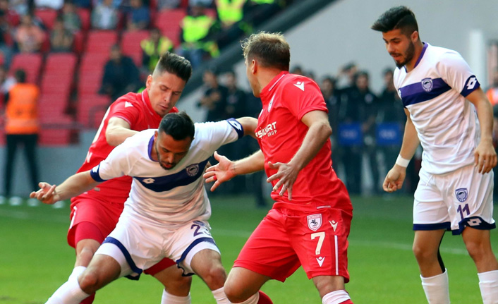 Samsunspor Evinde Hacettepe’yi Son Dakika Golüyle Geçti