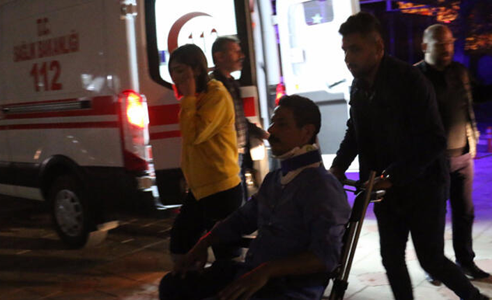 Nemrut yolunda otomobil devrildi: 6 yaralı