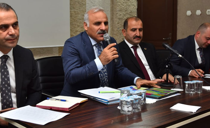 Zorluoğlu, Arsin'de konuştu: 18 ilçeye adaletli hizmet