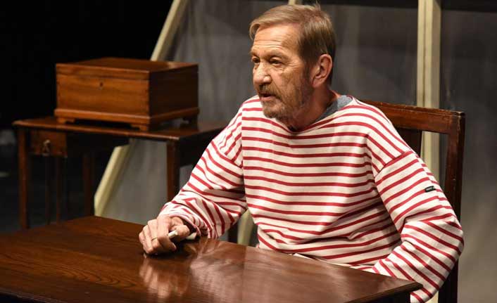 “Ferhangi Şeyler” adlı oyuna büyük ilgi