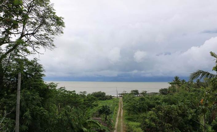 Endonezya'da 7,1 büyüklüğünde deprem