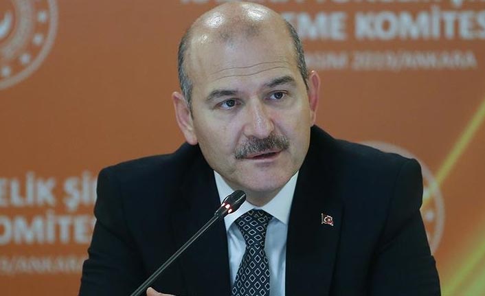 Sınırda kalan Amerikalı, uçakla Amerika'ya sınır dışı edildi