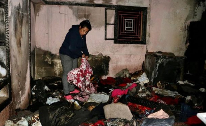 Evi yanan kanser hastası kadın yardım bekliyor