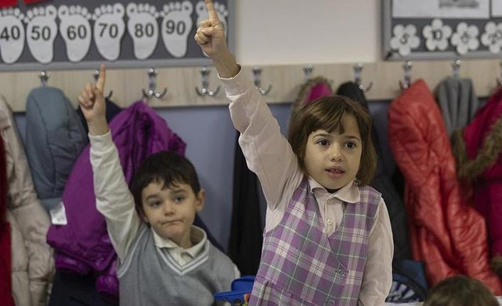 İlk ara tatilin ardından öğrenciler ders başı yaptı