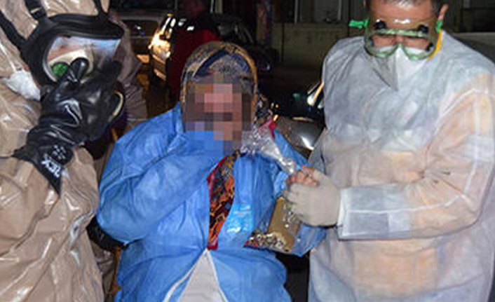 Zarfın içinden çıkan kimyasal tozdan etkilendiler! Karantinaya alındılar!